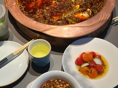 聂家招牌红锅-三只耳冷锅鱼火锅(玉林店)