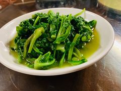 -芦茨金富饭庄·25年老字号·专做稻草鸡