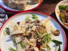 -蓝田九大碗民俗食府(蓝田店)