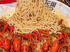 -龙巢盱眙龙虾·牛蛙·烧烤宵夜(八卦岭店)