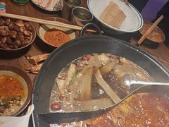 -萍姐火锅·公路夜市(武汉首店)