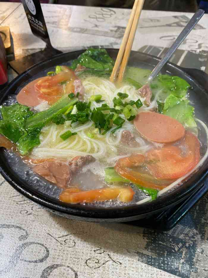 百味佳米线馆(渝北店)-"宅家太久,见这些店陆续复工,很兴奋,不仅.