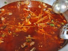 -味之溢美蛙仔姜兔·肥肠鱼•耗儿鱼(文星店)