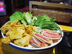 -民食香·腊排骨野生菌美食(木府店)