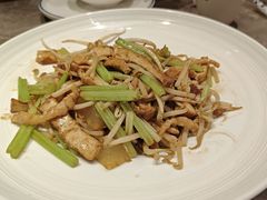 -闫府私房菜·老字号(恒隆店)