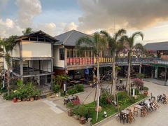 -东方花园夜市(解放中路)