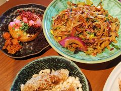 -包整·丝娃娃(一览甲秀楼风景店)