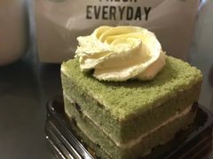 抹茶红豆白脱蛋糕-红宝石·鲜奶小方·海派西点房(开鲁店)