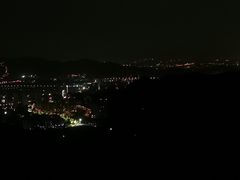 -鬼笑石后山停车场