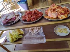 餐具摆设-宏宏无烟石板烧烤
