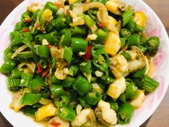 -渔人湾码头海鲜市场负二楼