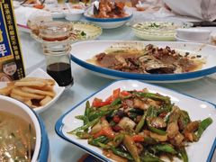 -渔中舟海鲜大排档(普陀沈家门店)
