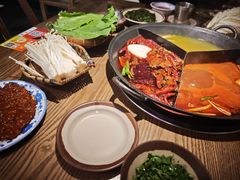 -巴卤社老火锅(财富店)