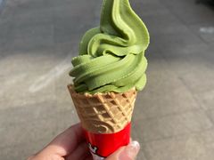 -广信牛奶甜品世家(台东店)