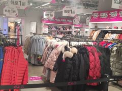 -唯品会(北京国瑞城店)