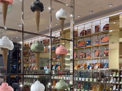 -VENCHI 闻绮(上海佛罗伦萨小镇店)