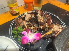 -小饕荟雅安贡椒鱼鲜馆(广福桥店)