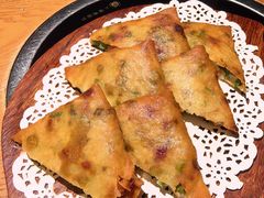 -吃饭皇帝大土家民族菜(荟聚店)