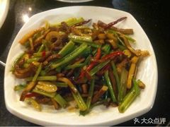 -鑫小城故事·砂锅·排骨藕汤(兴业路店)