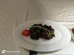 菲力牛排-庖丁兄弟干式熟成牛排自助餐厅(仁恒伊势丹店)