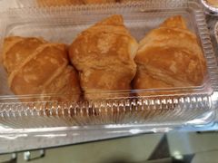 -红宝石·鲜奶小方·海派西点房(金杨店)