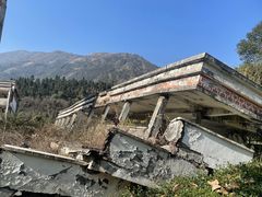 -四川汶川特大地震漩口中学遗址