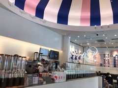 -喜茶(迪士尼小镇DP店)