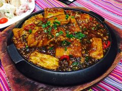 铁板包浆豆腐-香巴拉云南餐厅(华莱坞店)