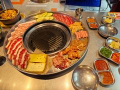 -哈哈碳都·牛肋条无限自助烤肉(台江万达店)