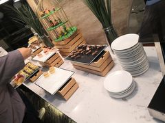 -西安绿地假日酒店