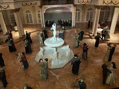 -东方明珠·空中旋转餐厅