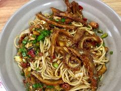 -万方圆拌粉瓦罐汤(九江湖滨店)