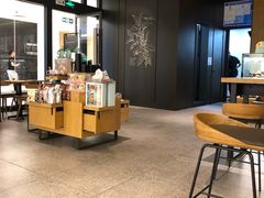 -星巴克臻选(惠州华贸天地1楼店)