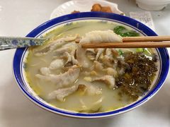 -明呈黄鱼面馆(斜土路店)