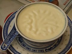 -广信牛奶甜品世家(台东店)