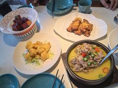 -荷塘秋月·本帮江浙菜(国权路店)