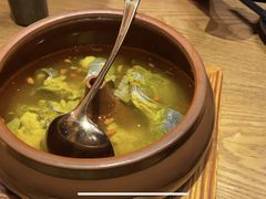 建水汽锅鸡小份-麦麦山云南菜(复地活力城店)