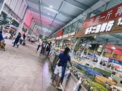 -四川小胡子海鲜(丁村万人海鲜广场店)