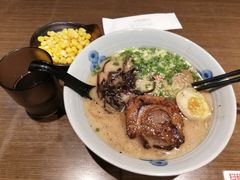 博多拉面-雷神拉面(财富中心玉米楼店)