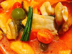 -云海肴·汽锅鸡·云南菜(天山百盛优客店)