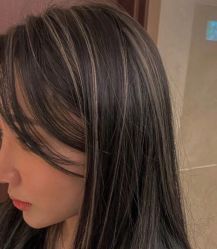 -AKOZO Beauty Salon