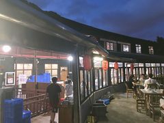 -鲤鱼塘农家山庄