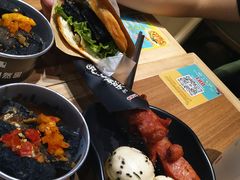 -自黑豆夫·臭豆腐夹馍(四海唐人街店)