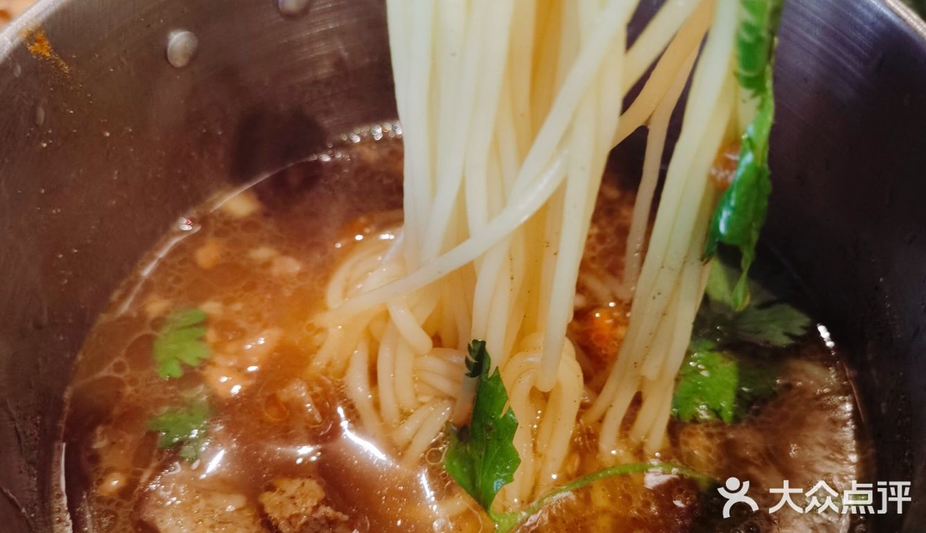 夏日炎炎来龙虾大排档坐坐吧！
