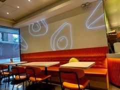 -油梨树 AVOCADO TREE(亮马桥店)