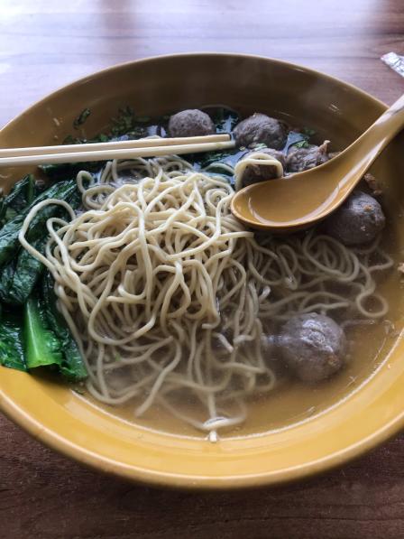 牛鼎牛肉粿条-"点了个牛肉丸面,第一次吃这么难吃的潮汕粿.