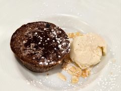 自制巧克力熔岩蛋糕配香草冰淇淋-LA MAISON公鸡和龙(蛇口店)
