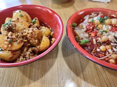 -拐枣巷小串串(财大店)