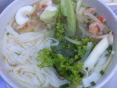 -Lanterns Vietnamese Restaurant