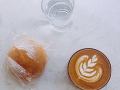 澳白-隹木咖啡馆(宝龙广场店)